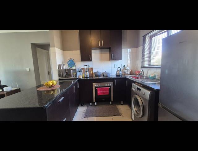 2 BEDROOM APARTMENT FOR SALE IN NOORDWYK